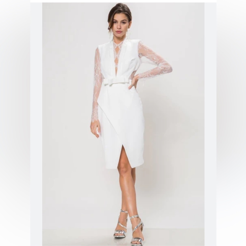Elegant White Lace-Sleeve Midi Dress